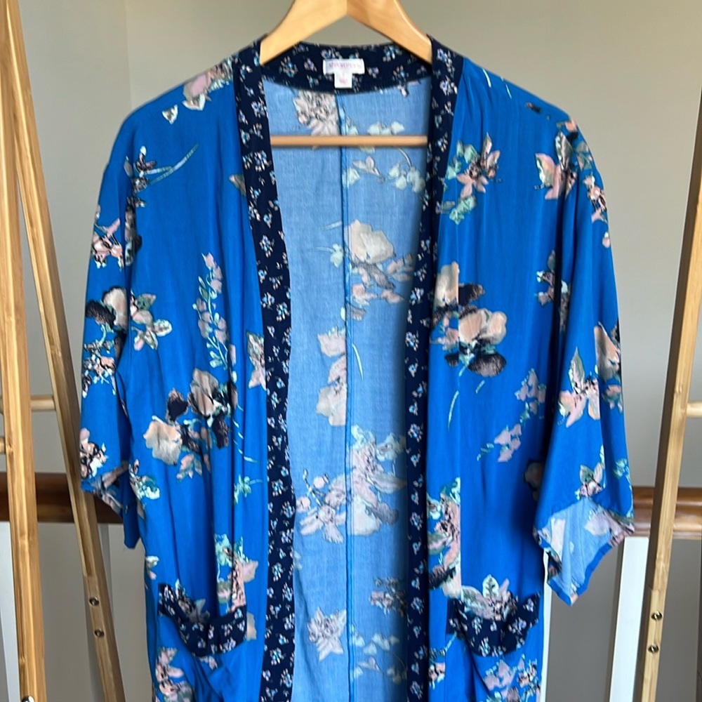 Xhilaration long floral robe duster coverup